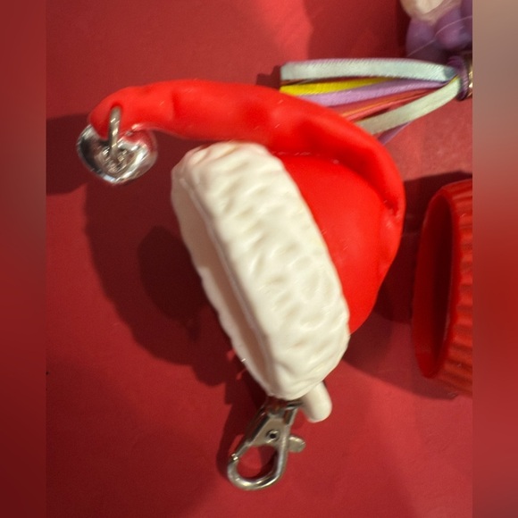 Unicorn, Santa Hat & Cupcake Keychain Set bath & body work pocketbac - Picture 3 of 3